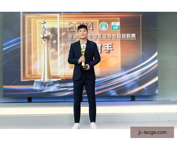 武磊中超单赛季狂揽三十四球创造历史新高记录
