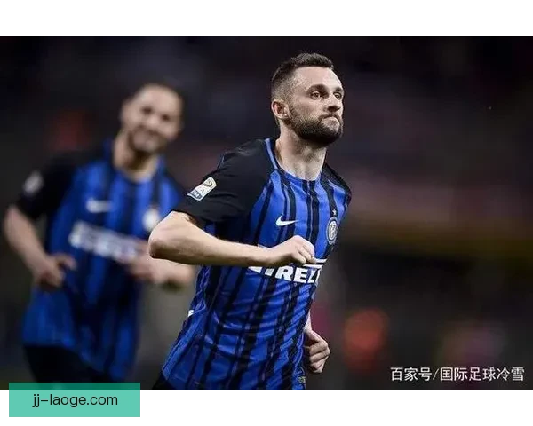 安赫尔迪马利亚正式宣布退出阿根廷国家队引发球迷热议